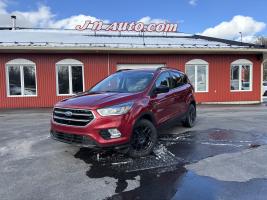 Ford Escape  2017 Ecoboost 4WD SE, 8 mags/8 pneus $ 15943
